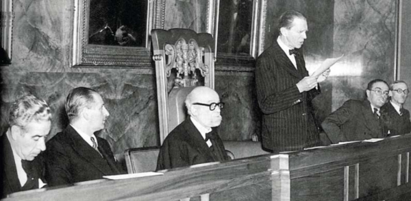 Az UIA megalakulását előkészítő ülés, London 1946