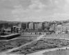 Vérmező, háttérben a Déli pályaudvar és az Alkotás utca házai, 1952. Fotó: Fortepan, forrás: UVATERV