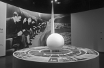 A New York-i Világkiállítás (1939) emblematikus Trylon és Perisphere együttesének (Harrison és Fouilhoux) makettje